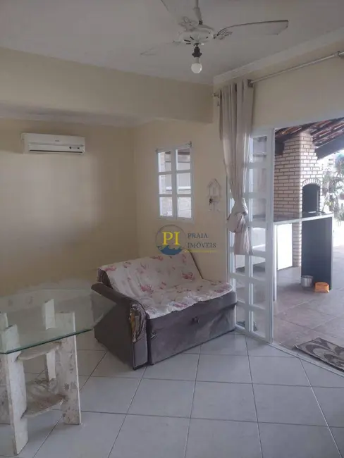 Foto 3 de Casa com 2 quartos à venda, 161m2 em Praia Grande - SP