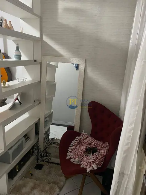 Foto 2 de Casa com 2 quartos à venda, 86m2 em Praia Grande - SP