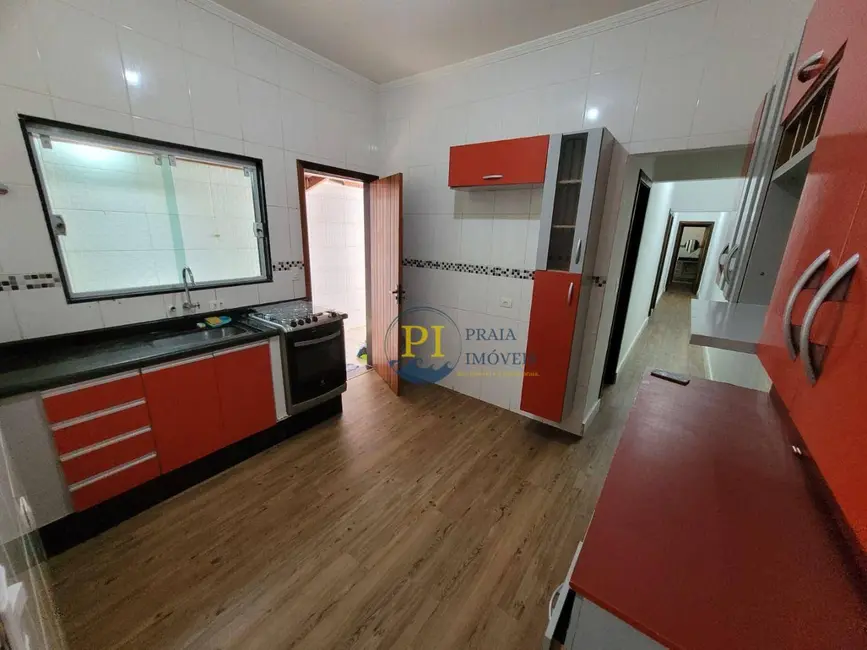 Foto 8 de Casa com 3 quartos à venda, 150m2 em Mirim, Praia Grande - SP