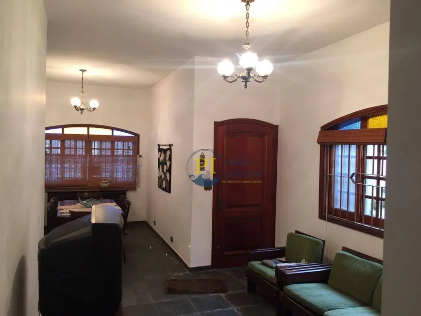 Foto 2 de Casa com 3 quartos à venda, 250m2 em Praia Grande - SP