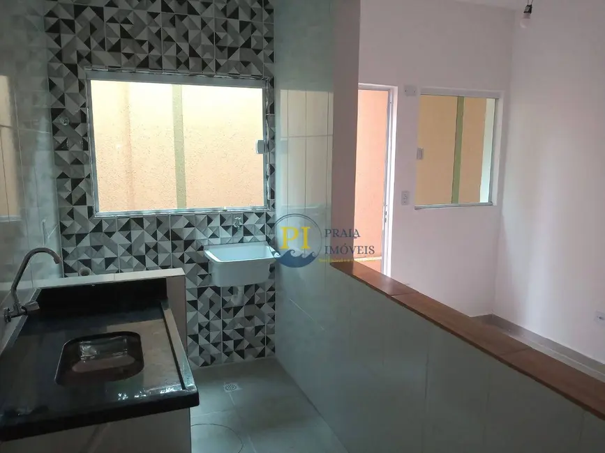 Foto 3 de Casa de Condomínio com 2 quartos à venda, 48m2 em Caiçara, Praia Grande - SP