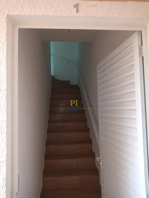 Foto 2 de Casa de Condomínio com 2 quartos à venda, 65m2 em Caiçara, Praia Grande - SP