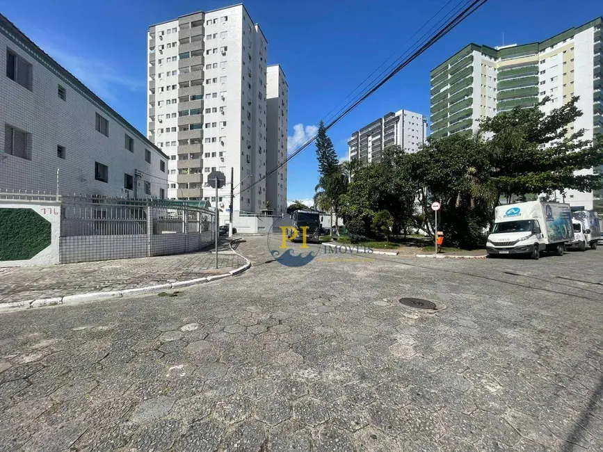 Foto 2 de Kitnet com 1 quarto à venda, 25m2 em Guilhermina, Praia Grande - SP