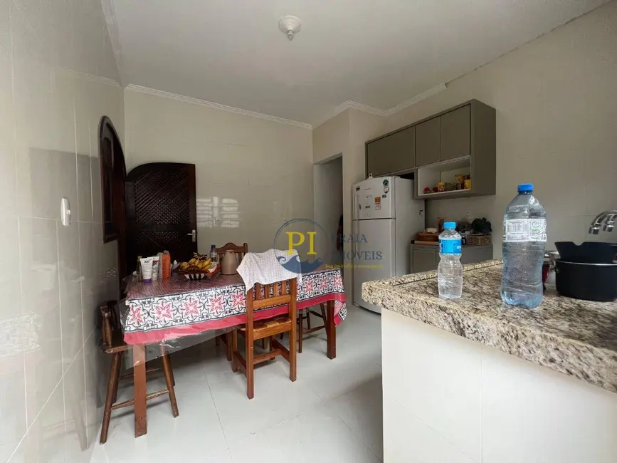 Foto 6 de Casa com 2 quartos à venda, 89m2 em Tupi, Praia Grande - SP