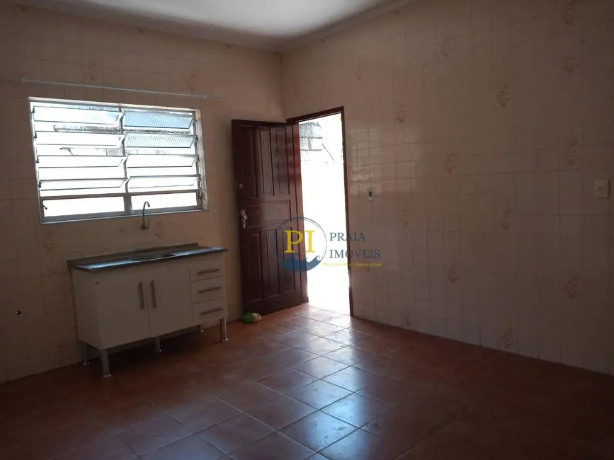 Foto 8 de Casa com 2 quartos à venda, 165m2 em Praia Grande - SP