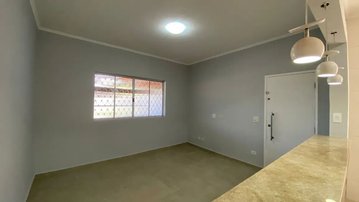 Foto 2 de Casa com 2 quartos à venda, 140m2 em Tupi, Praia Grande - SP