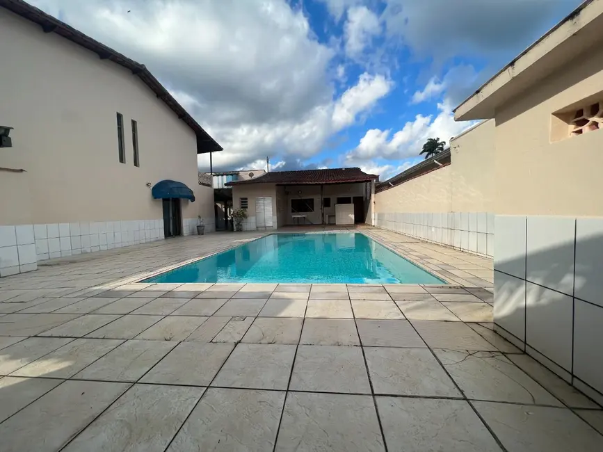 Foto 1 de Casa com 3 quartos à venda, 400m2 em Solemar, Praia Grande - SP