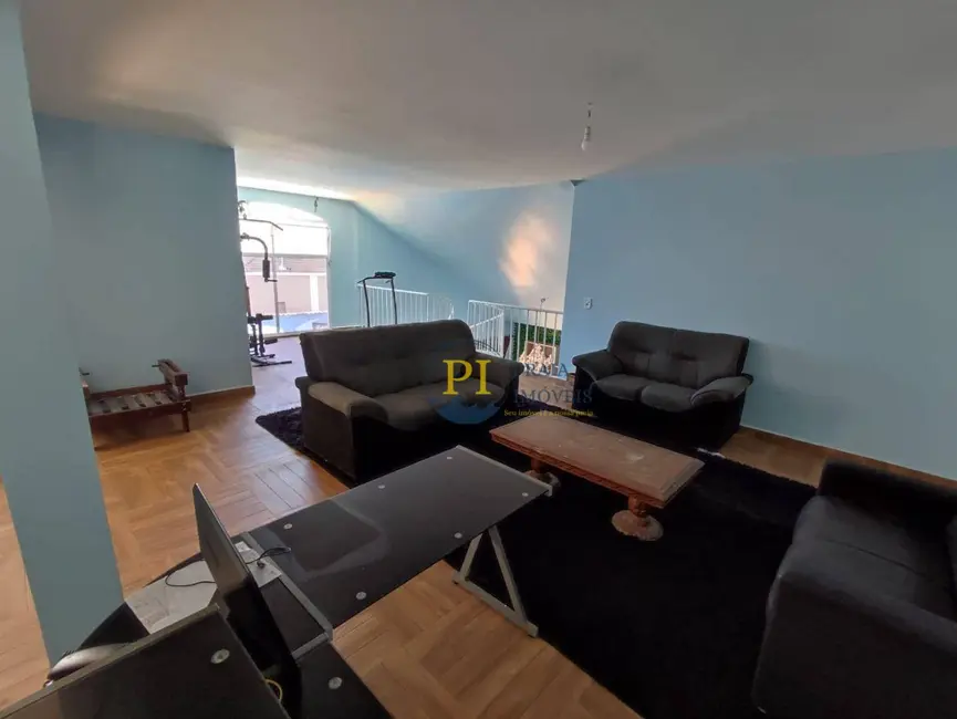 Casa com 4 quartos à venda, 570m2 em Praia Grande - SP - imagem 7 Foto 7 de Casa com 4 quartos à venda, 570m2 em Praia Grande - SP