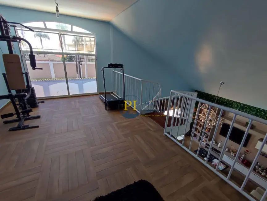 Casa com 4 quartos à venda, 570m2 em Praia Grande - SP - imagem 6 Foto 6 de Casa com 4 quartos à venda, 570m2 em Praia Grande - SP