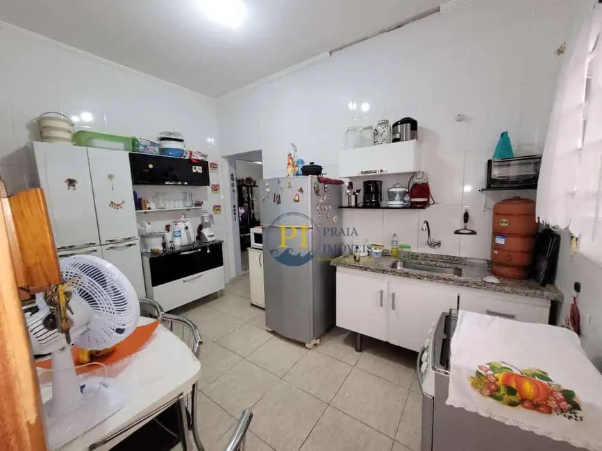 Foto 8 de Casa com 2 quartos à venda, 90m2 em Praia Grande - SP