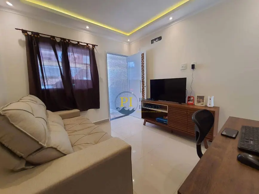 Foto 9 de Casa com 2 quartos à venda, 70m2 em Caiçara, Praia Grande - SP
