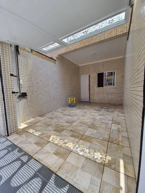 Foto 2 de Casa com 2 quartos à venda, 70m2 em Caiçara, Praia Grande - SP