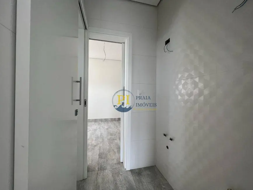 Cobertura com 4 quartos à venda, 345m2 em Canto do Forte, Praia Grande - SP - imagem 7 Foto 7 de Cobertura com 4 quartos à venda, 345m2 em Canto do Forte, Praia Grande - SP