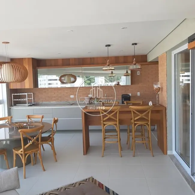 Foto 8 de Apartamento com 3 quartos à venda, 140m2 em Pitangueiras, Guaruja - SP