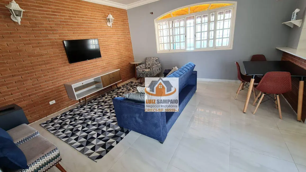Foto 2 de Casa com 3 quartos à venda, 394m2 em Itanhaem - SP