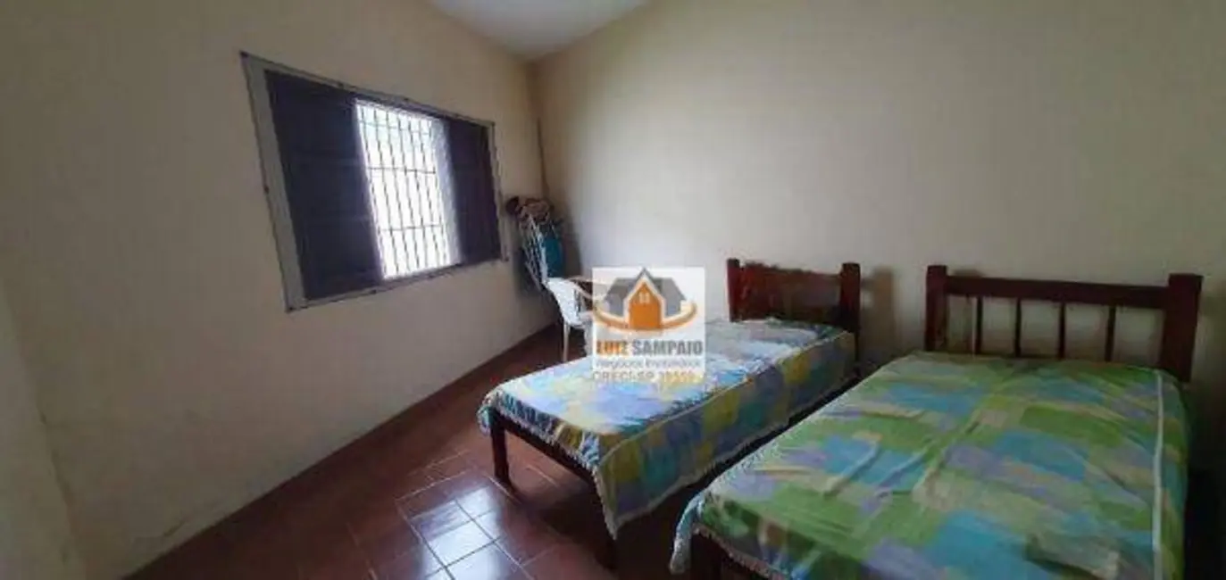 Foto 8 de Casa com 3 quartos à venda, 306m2 em Itanhaem - SP