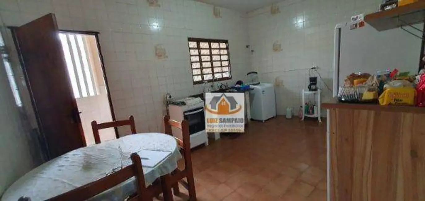Foto 6 de Casa com 3 quartos à venda, 306m2 em Itanhaem - SP