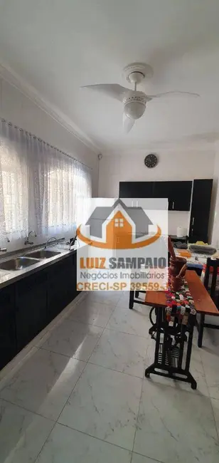 Foto 9 de Casa com 4 quartos à venda, 298m2 em Itanhaem - SP