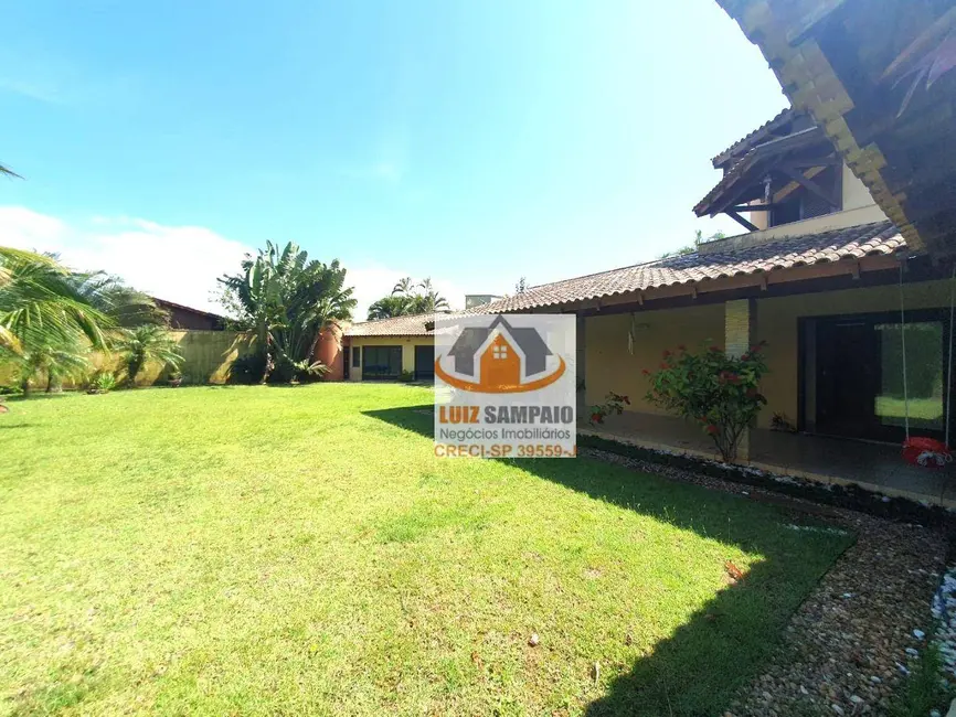 Sobrado com 3 quartos à venda e para alugar, 1080m2 em Itanhaem - SP - imagem 7 Foto 7 de Sobrado com 3 quartos à venda e para alugar, 1080m2 em Itanhaem - SP
