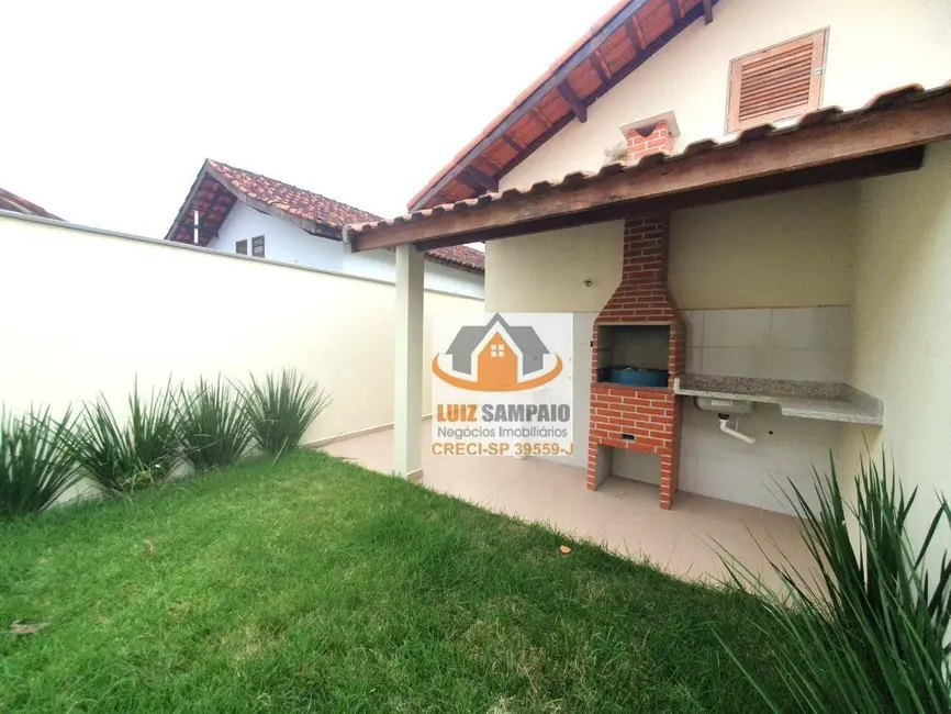 Foto 6 de Casa com 2 quartos à venda, 125m2 em Itanhaem - SP