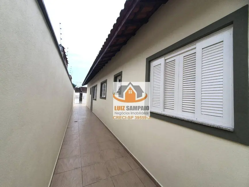 Foto 7 de Casa com 2 quartos à venda, 125m2 em Itanhaem - SP