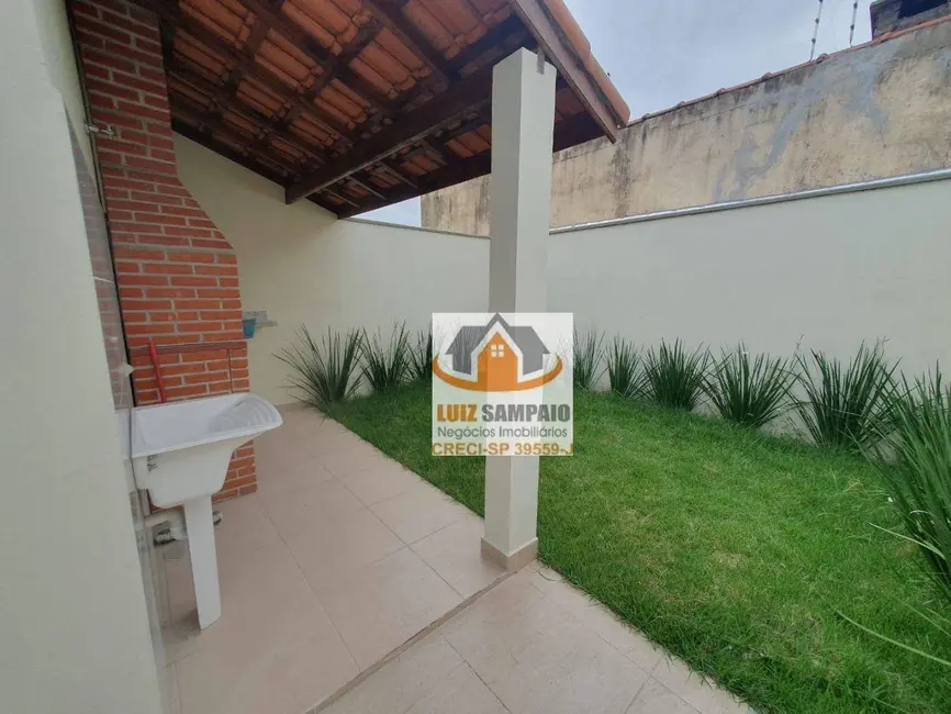 Foto 5 de Casa com 2 quartos à venda, 125m2 em Itanhaem - SP