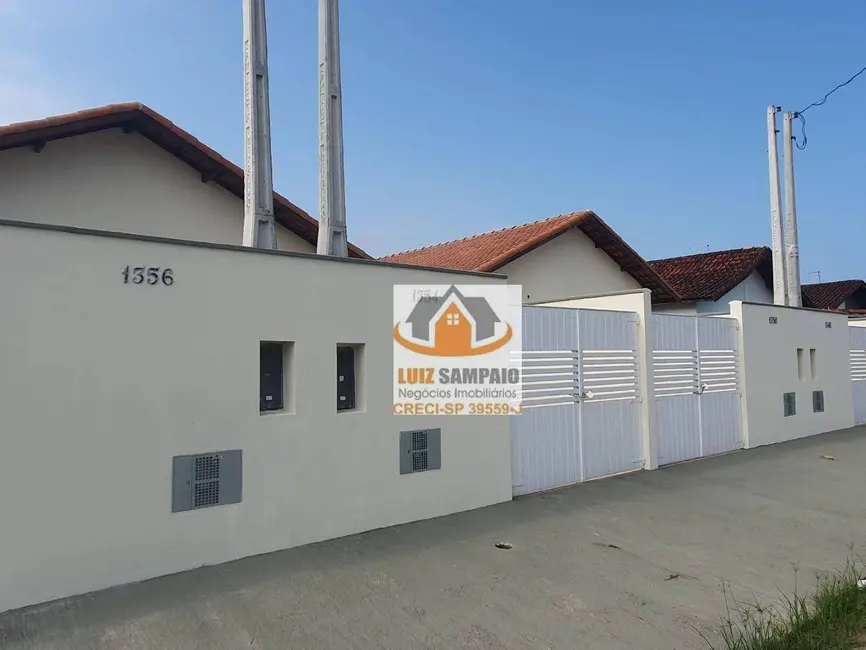 Foto 3 de Casa com 2 quartos à venda, 125m2 em Itanhaem - SP