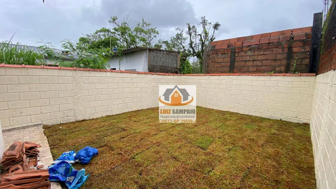Foto 9 de Casa com 2 quartos à venda, 143m2 em Itanhaem - SP