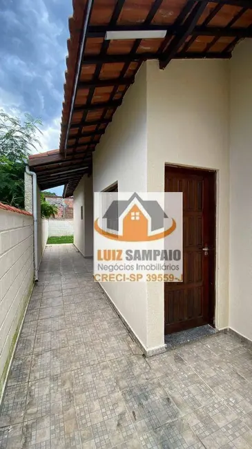 Foto 5 de Casa com 2 quartos à venda, 143m2 em Itanhaem - SP