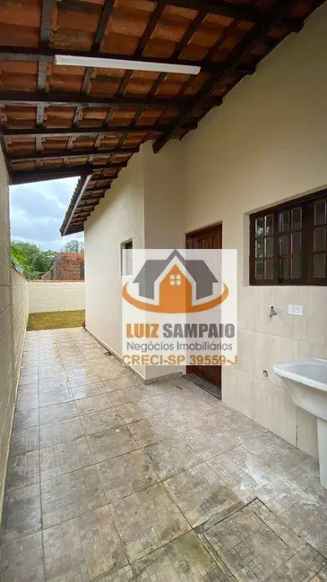 Foto 8 de Casa com 2 quartos à venda, 143m2 em Itanhaem - SP