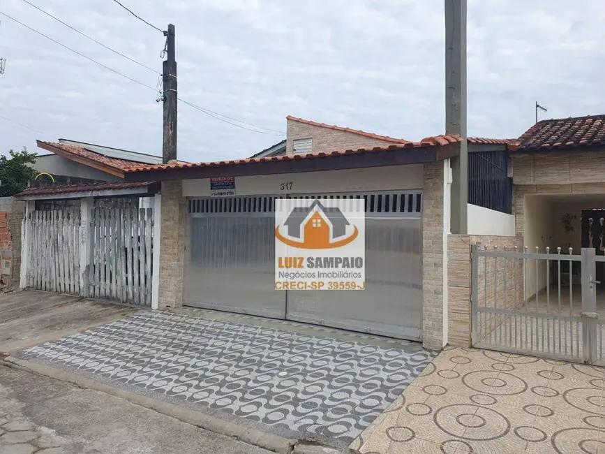 Foto 1 de Casa com 2 quartos à venda, 151m2 em Itanhaem - SP