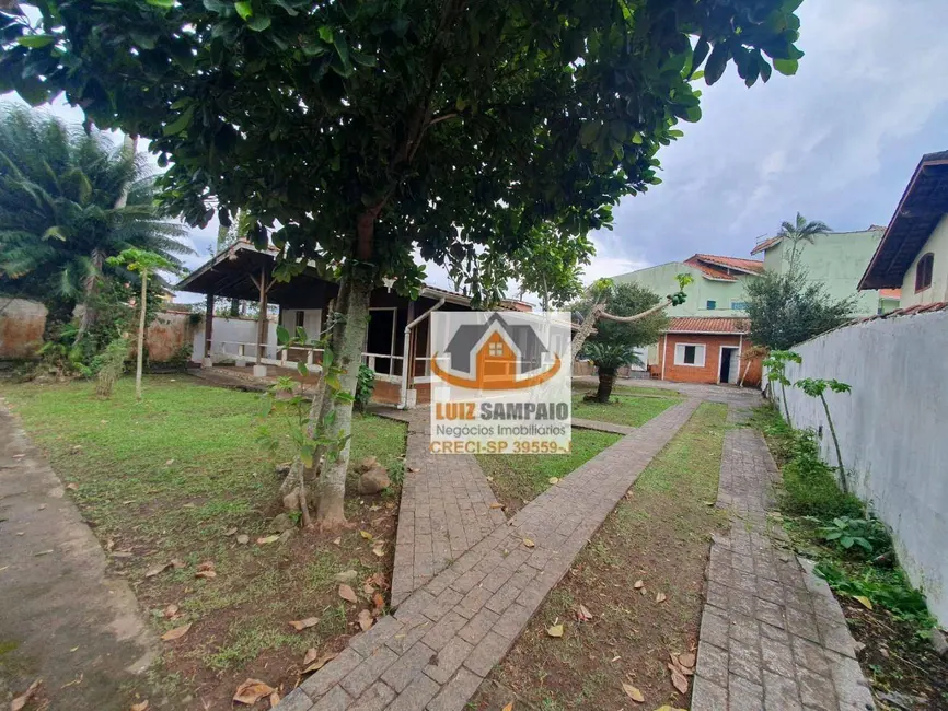 Foto 3 de Casa com 4 quartos à venda e para alugar, 1135m2 em Itanhaem - SP