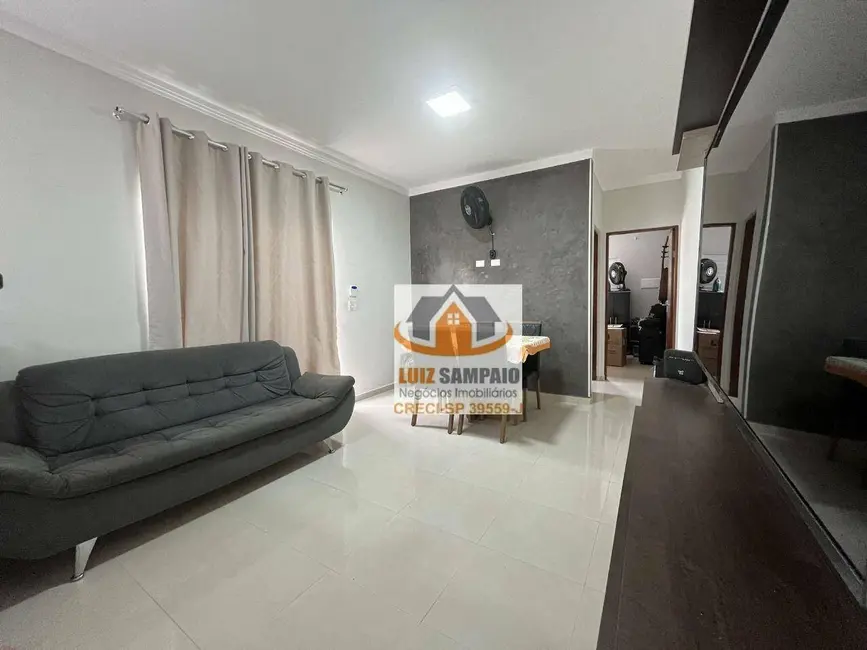 Foto 1 de Casa com 2 quartos à venda, 134m2 em Itanhaem - SP