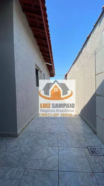 Foto 9 de Casa com 2 quartos à venda, 145m2 em Itanhaem - SP