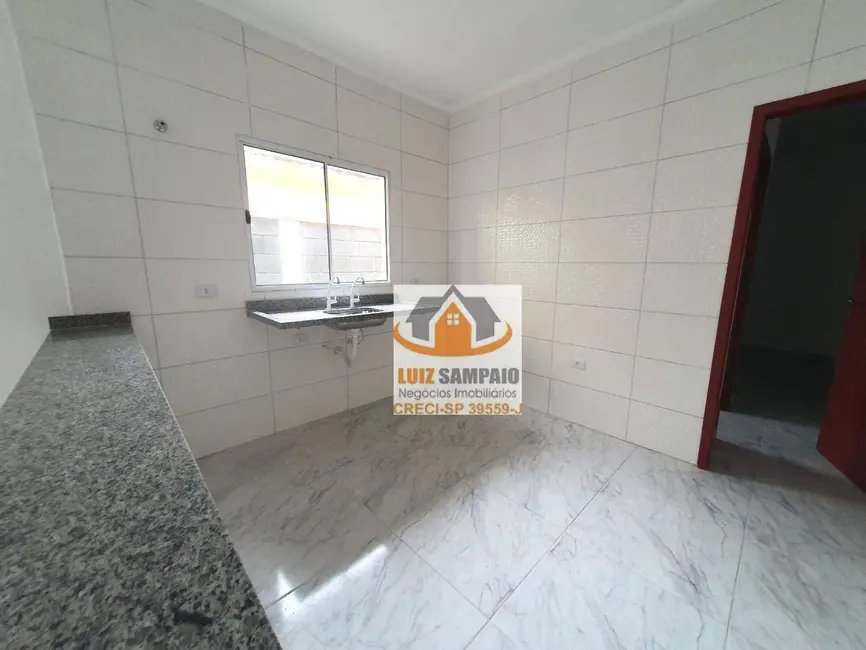 Foto 9 de Casa com 2 quartos à venda, 140m2 em Itanhaem - SP