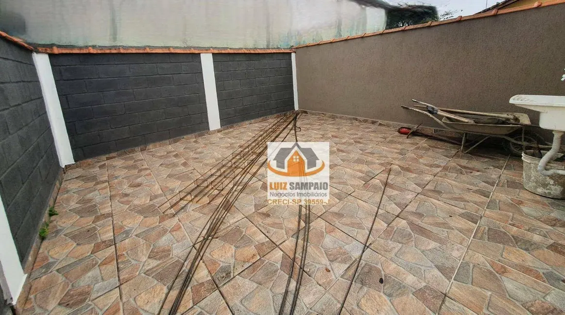 Foto 5 de Casa com 2 quartos à venda, 140m2 em Itanhaem - SP