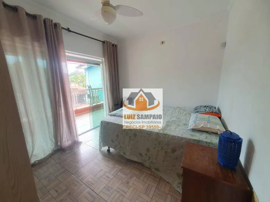 Foto 6 de Sobrado com 4 quartos à venda, 255m2 em Itanhaem - SP