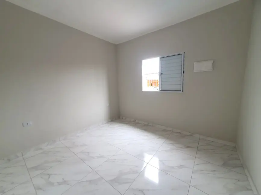 Foto 6 de Casa com 2 quartos à venda, 125m2 em Itanhaem - SP