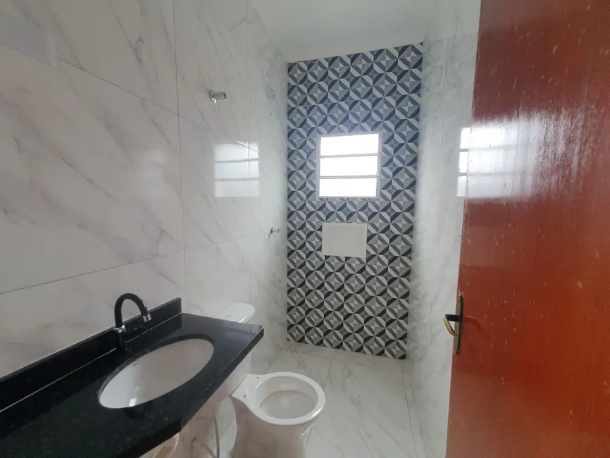 Foto 5 de Casa com 2 quartos à venda, 125m2 em Itanhaem - SP
