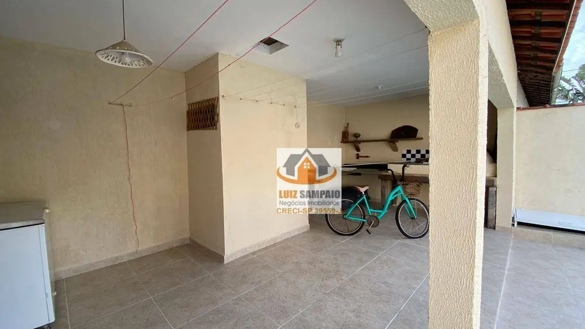 Sobrado com 3 quartos à venda, 380m2 em Itanhaem - SP - imagem 7 Foto 7 de Sobrado com 3 quartos à venda, 380m2 em Itanhaem - SP