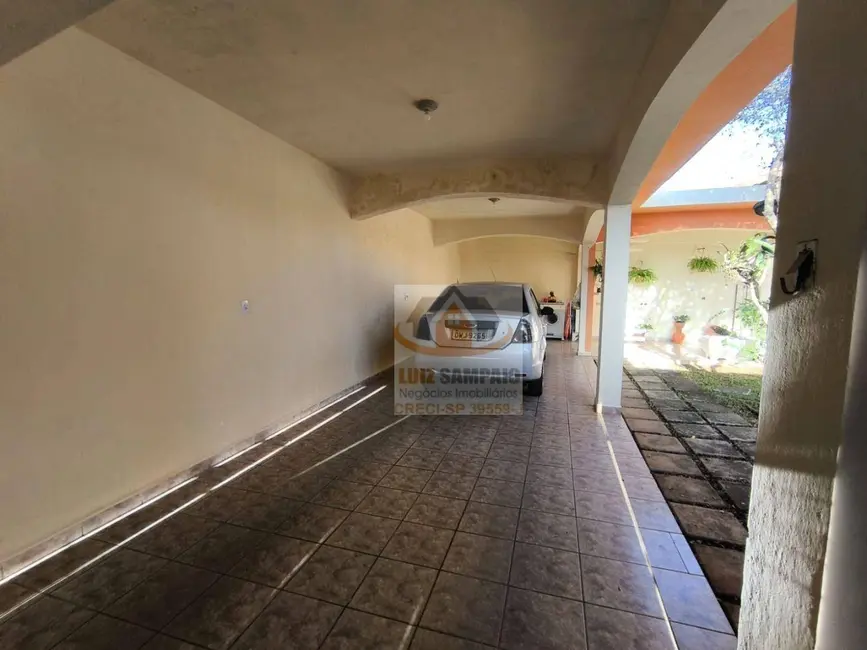 Sobrado com 3 quartos à venda, 286m2 em Itanhaem - SP - imagem 7 Foto 7 de Sobrado com 3 quartos à venda, 286m2 em Itanhaem - SP