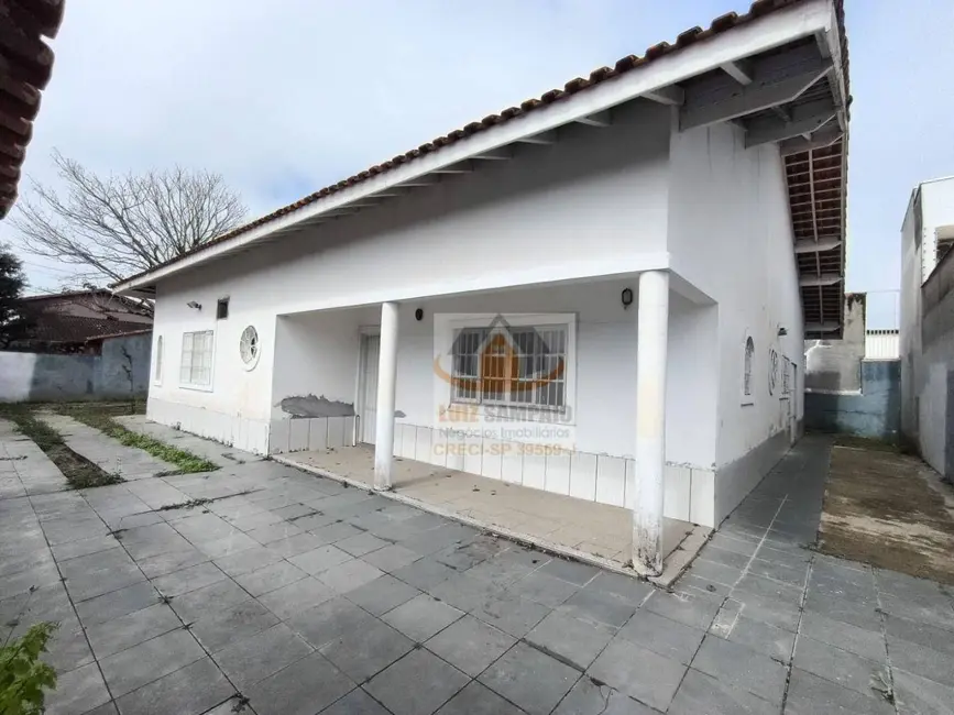Foto 1 de Casa com 7 quartos para alugar, 516m2 em Itanhaem - SP
