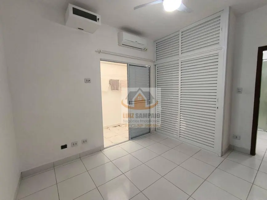 Foto 7 de Casa com 2 quartos à venda, 250m2 em Itanhaem - SP