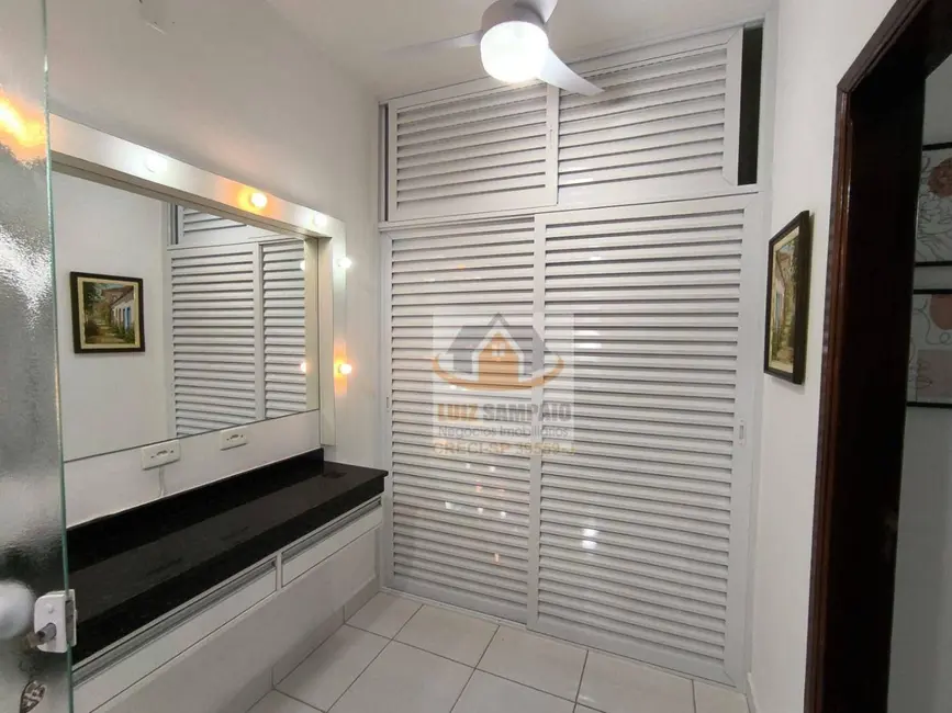 Foto 8 de Casa com 2 quartos à venda, 250m2 em Itanhaem - SP