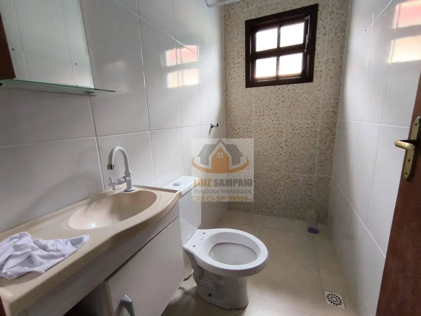 Foto 5 de Casa com 2 quartos à venda, 125m2 em Itanhaem - SP