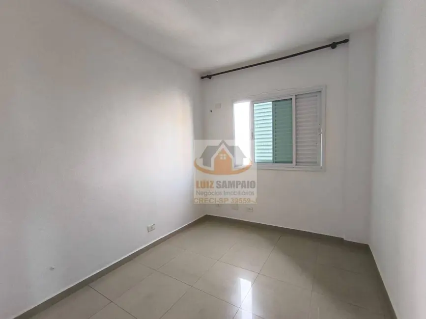 Apartamento com 3 quartos para alugar, 124m2 em Centro, Itanhaem - SP - imagem 5 Foto 5 de Apartamento com 3 quartos para alugar, 124m2 em Centro, Itanhaem - SP