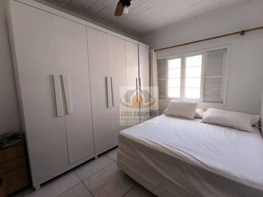 Foto 8 de Casa com 4 quartos à venda, 1000m2 em Itanhaem - SP