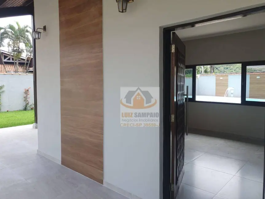 Foto 6 de Casa com 3 quartos à venda, 454m2 em Itanhaem - SP