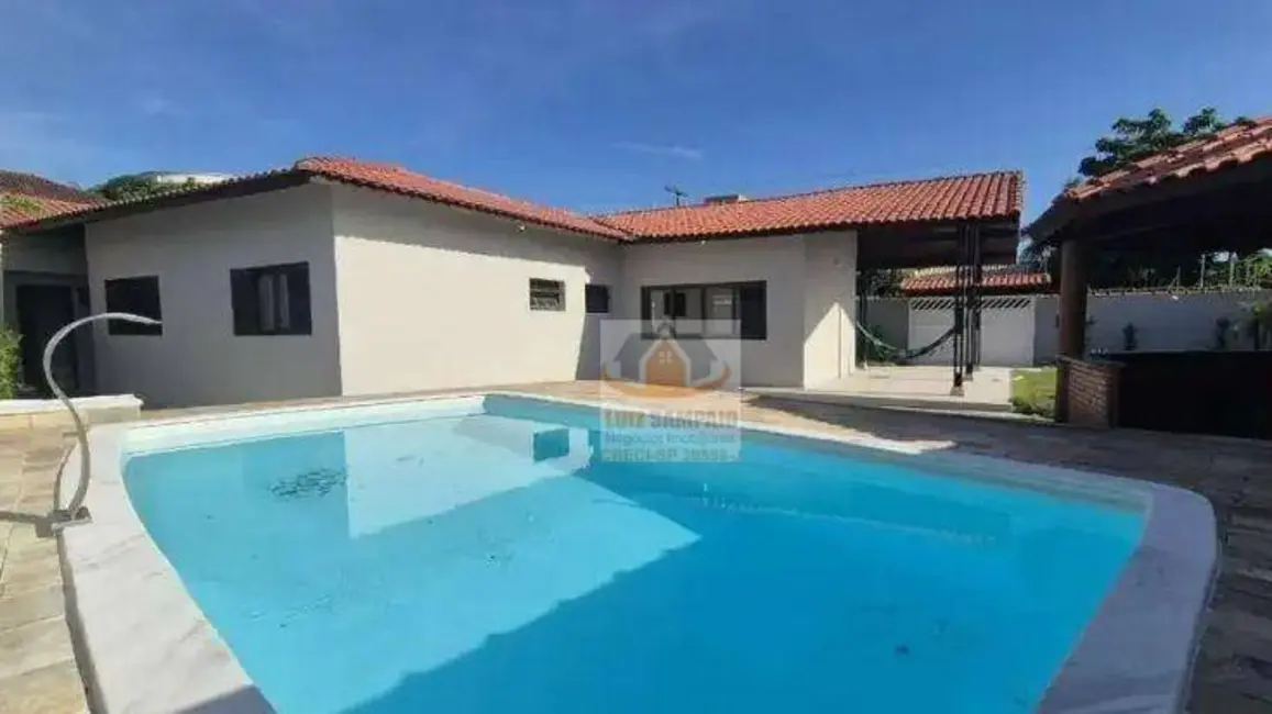 Foto 1 de Casa com 3 quartos à venda, 454m2 em Itanhaem - SP