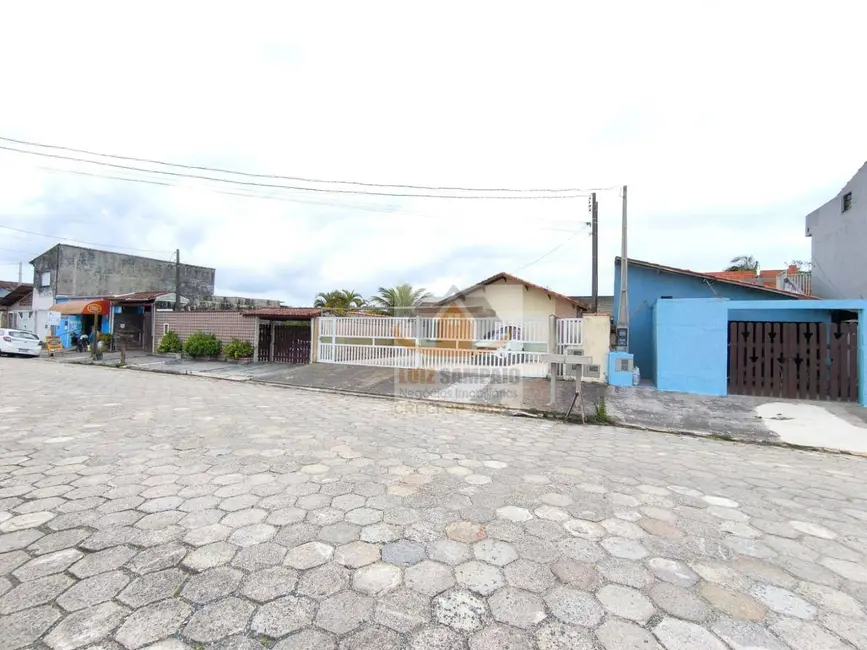 Foto 3 de Casa com 2 quartos à venda, 115m2 em Itanhaem - SP